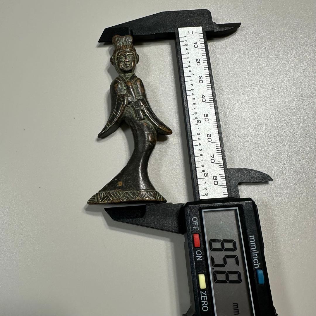 旧蔵　祭祀品　魔除け女性　人形埴輪　銅製