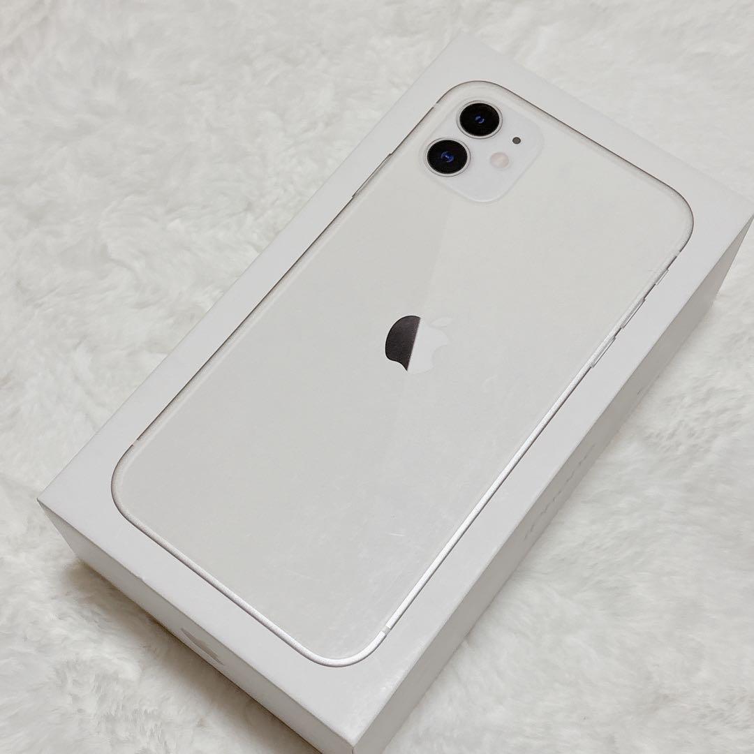 Apple iPhone11 128GB ホワイト docomo