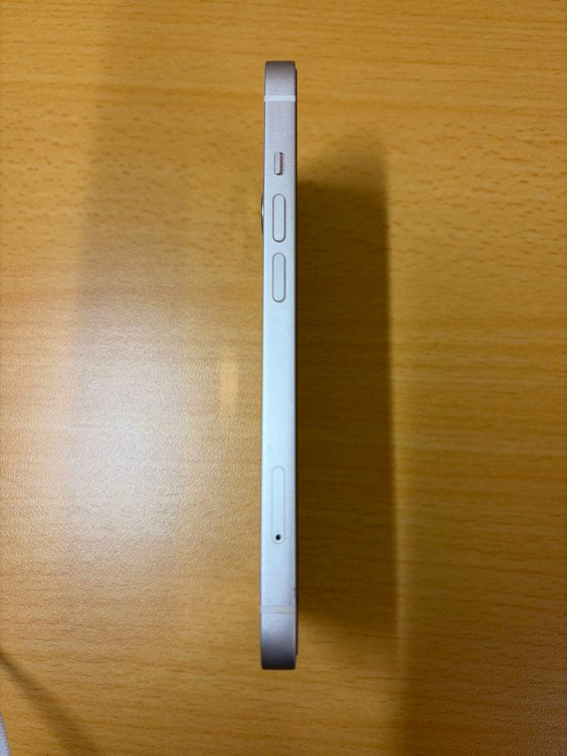 Apple iPhone 13 ホワイト 本体 【SIMフリー】