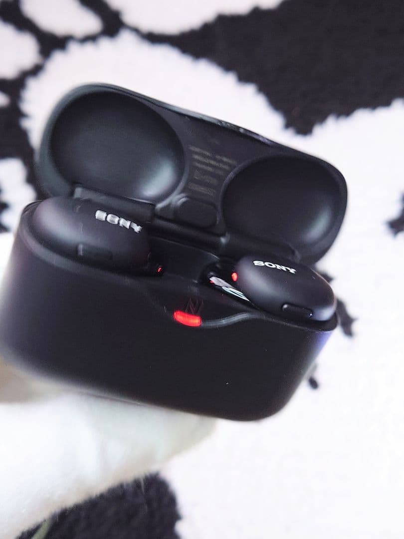 SONYワイヤレスイヤホンWF-H800 h.ear in 3 イヤーピース付き