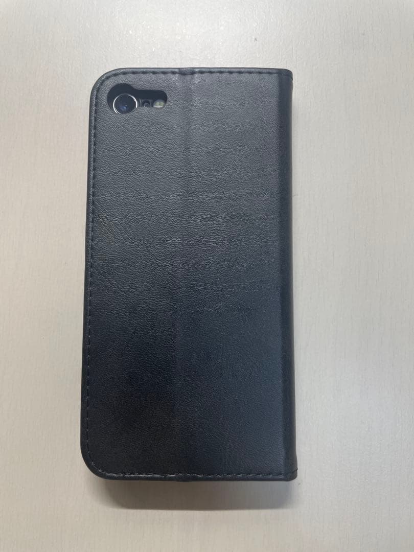 iPhone8 シルバー　64GB 箱・手帳型カバー付き