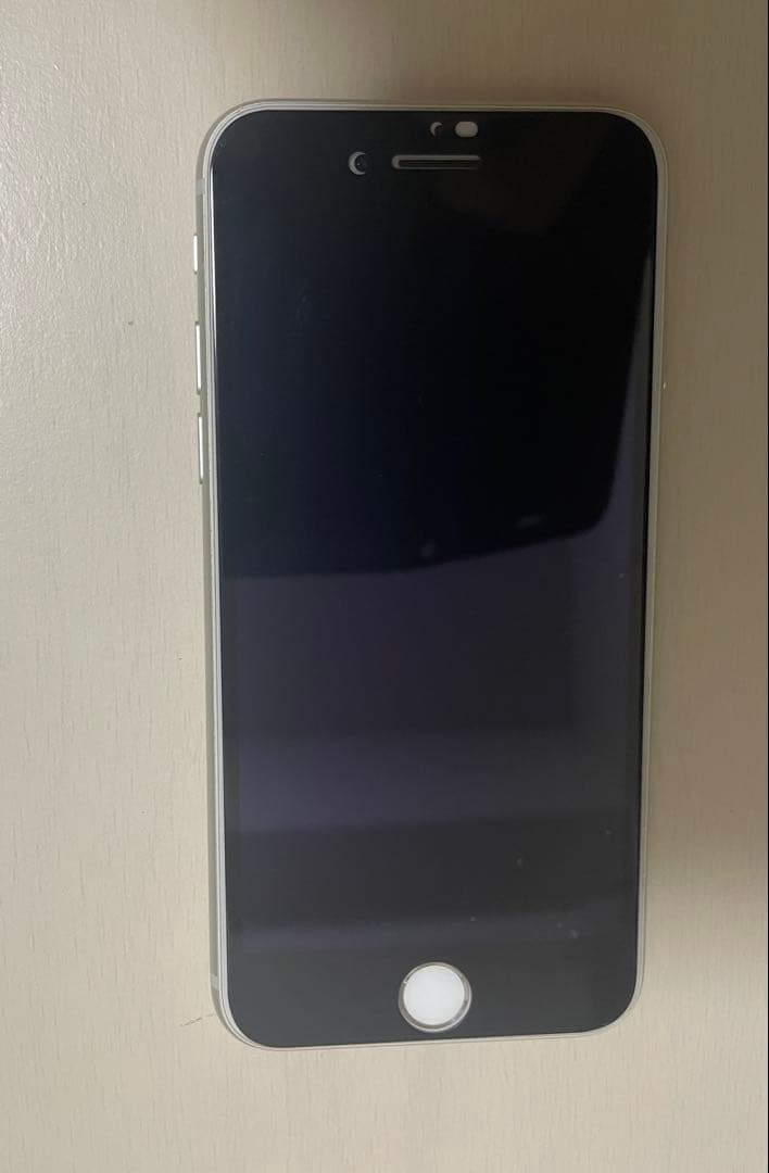 iPhone8 シルバー　64GB 箱・手帳型カバー付き