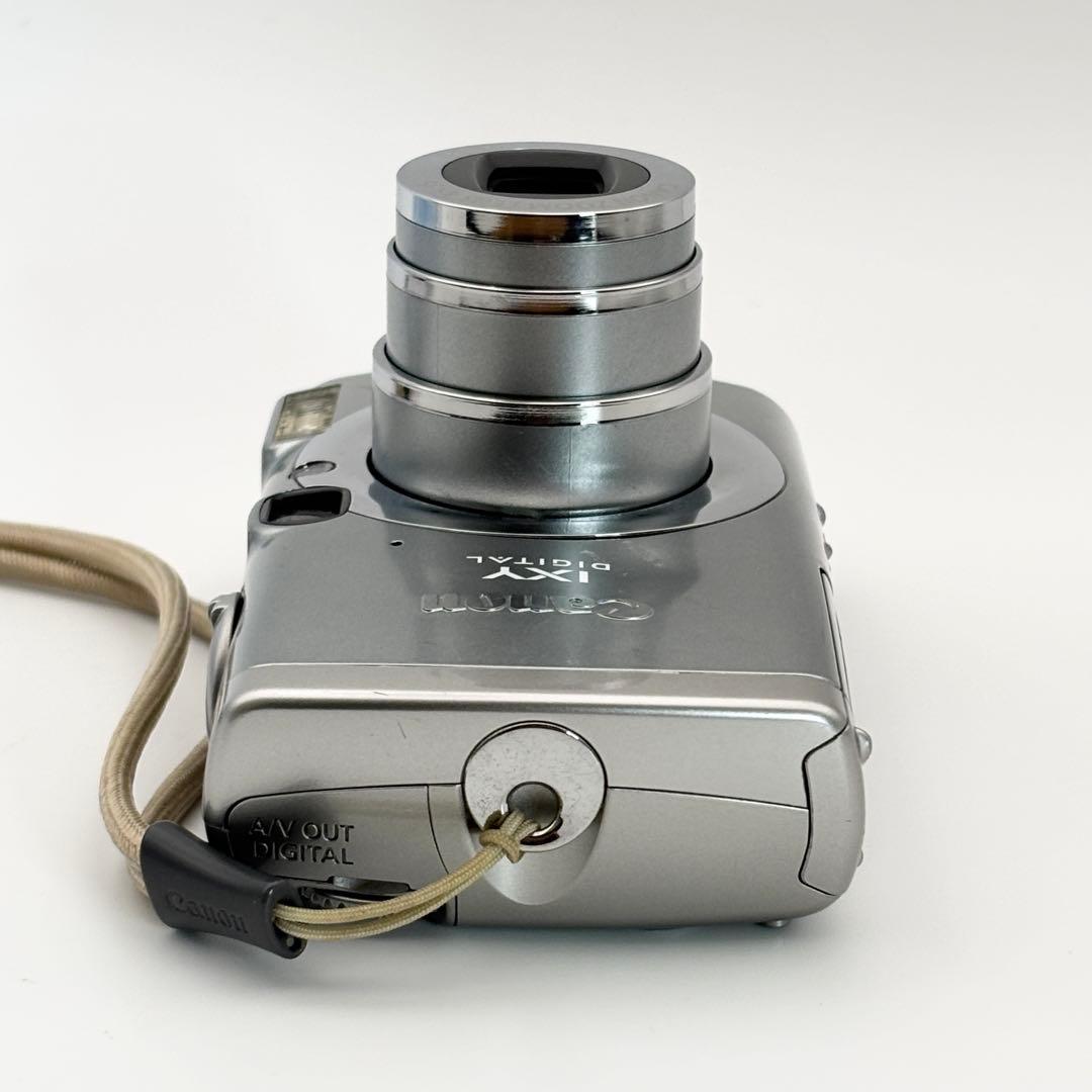 Canon IXY 810 IS シルバー