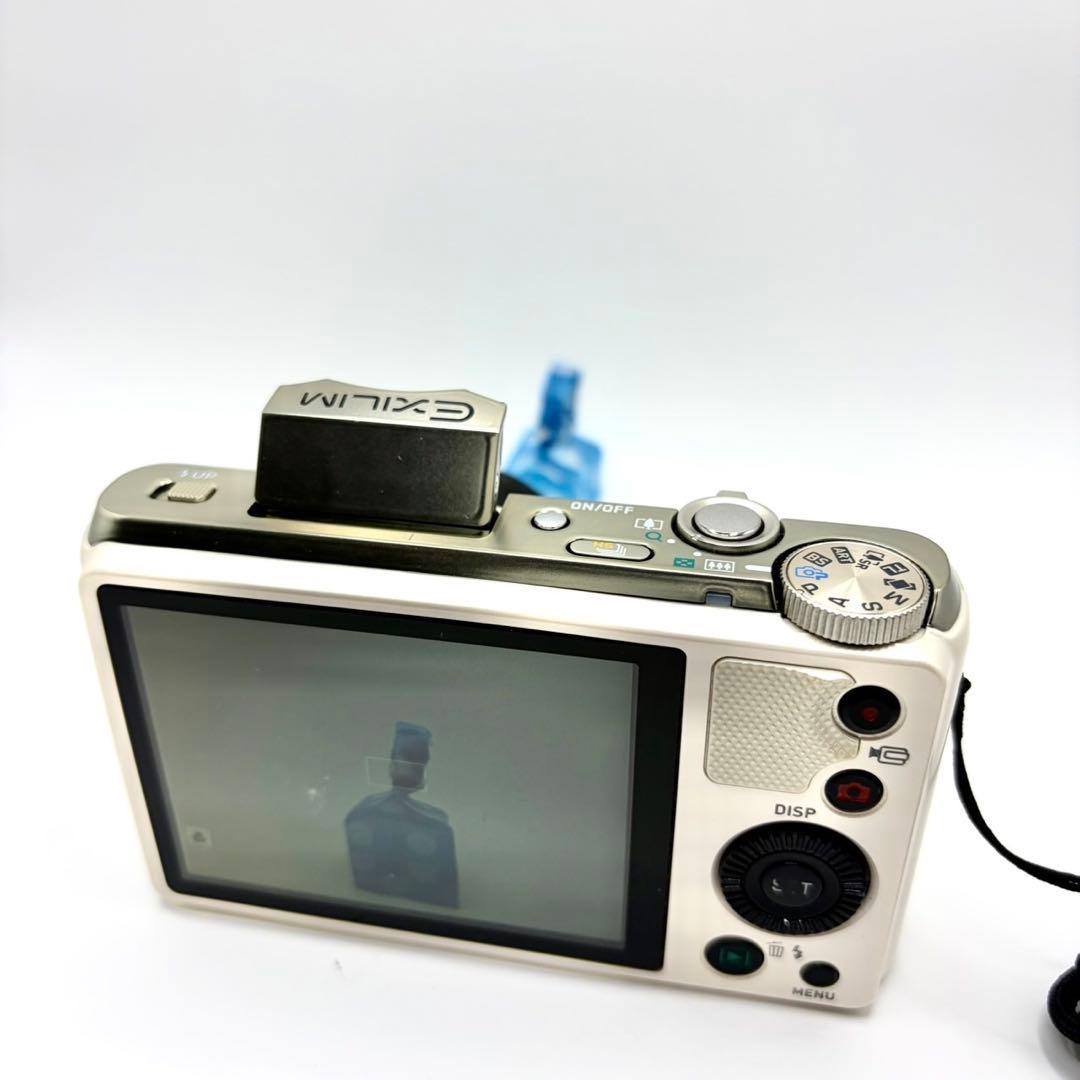 【動作品】CASIO EXILIM EX-ZR800 コンパクトデジタルカメラ