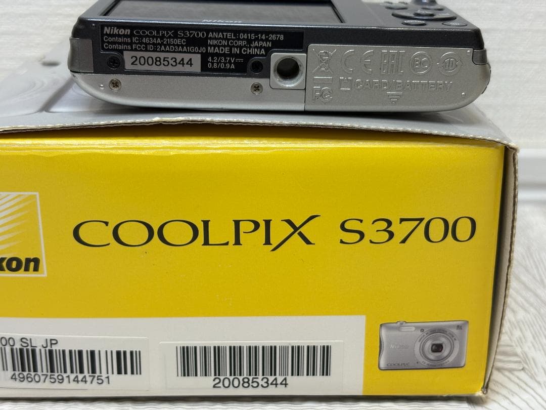 【美品・完動品】Nikon Coolpix S3700 シルバー