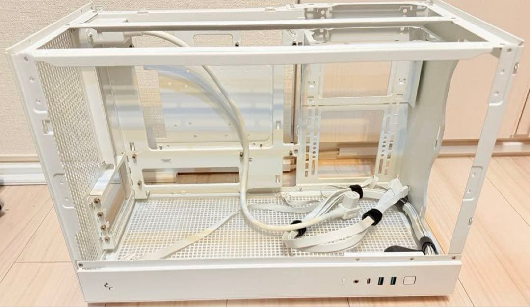 【中古】DeepCool CH260 WH PCケース ヘッドセットスタンド付属