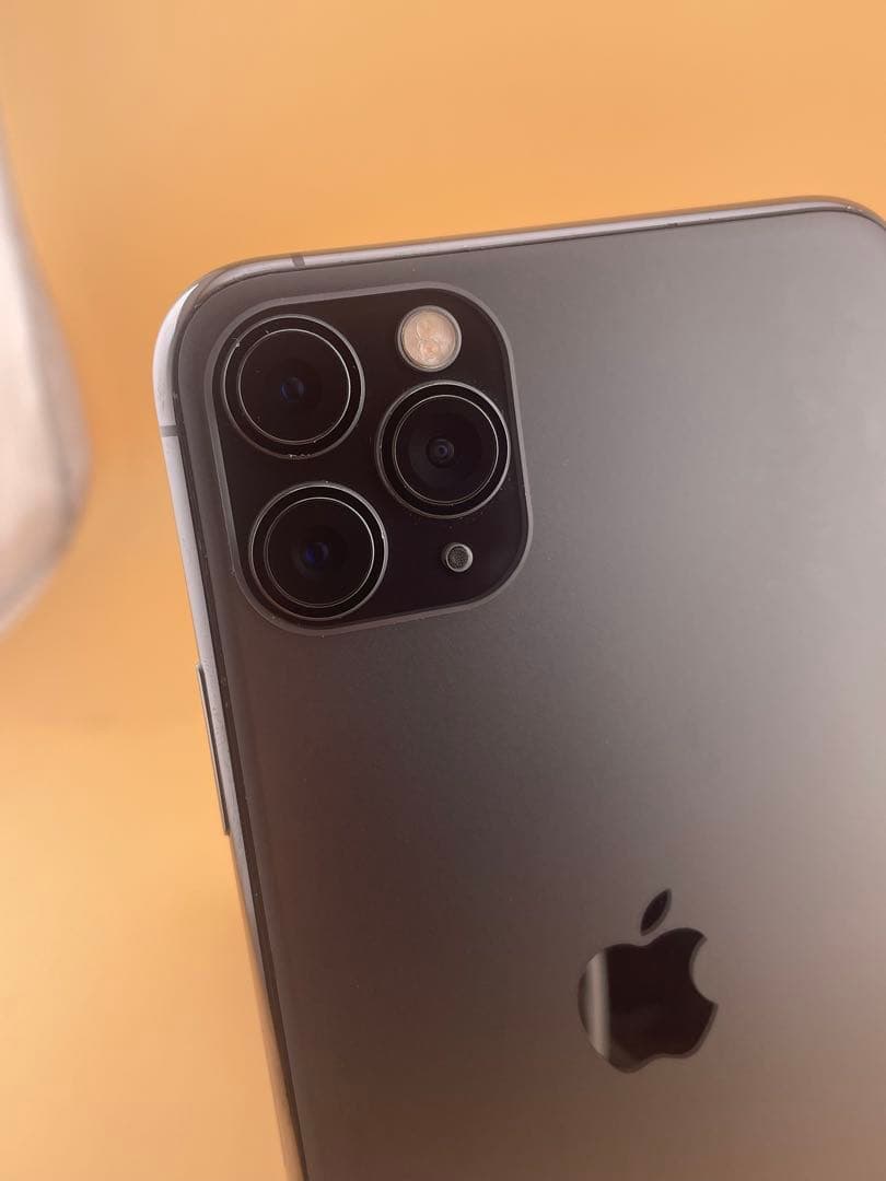 iPhone 11 PRO MAX 256GB SIMフリー　バッテリー100％