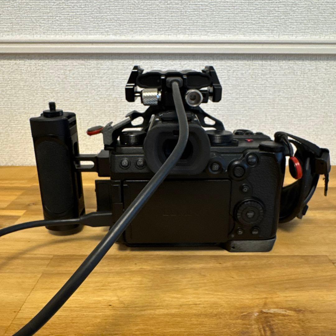 LUMIX ミラーレス一眼 フルサイズ
