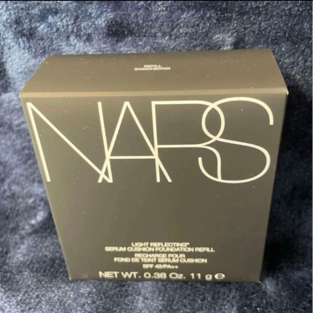NARS ライトリフレクティング　セラムクッションファンデーション 03793