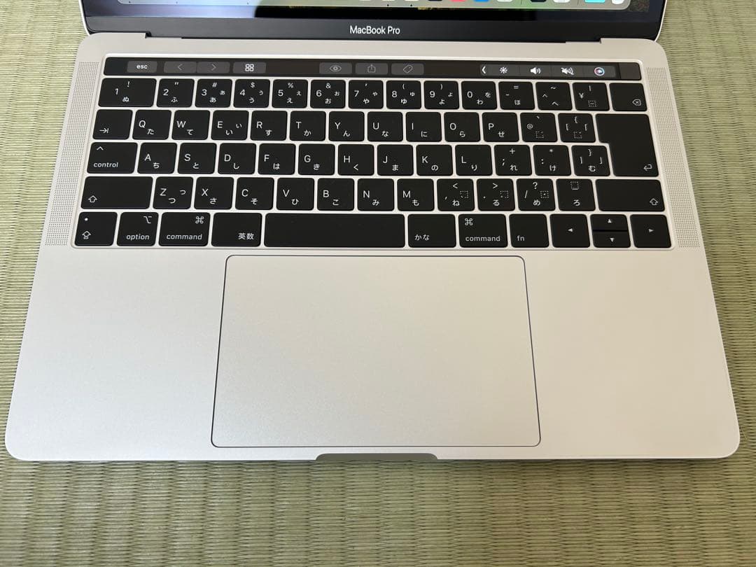 MacBook Pro （13-inch,2019）　本体、ケーブル、箱