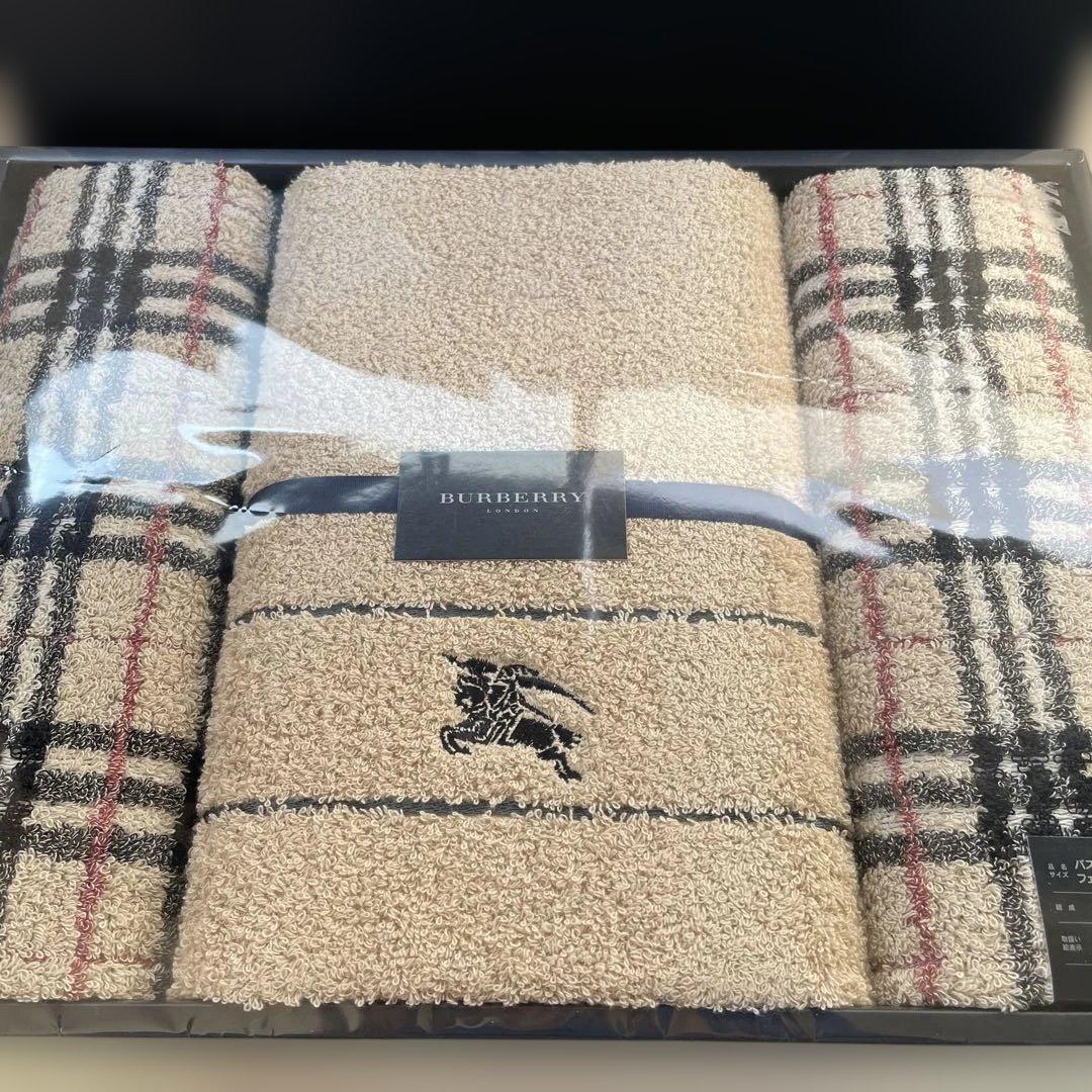 新品未使用 BURBERRY タオルセット 3点