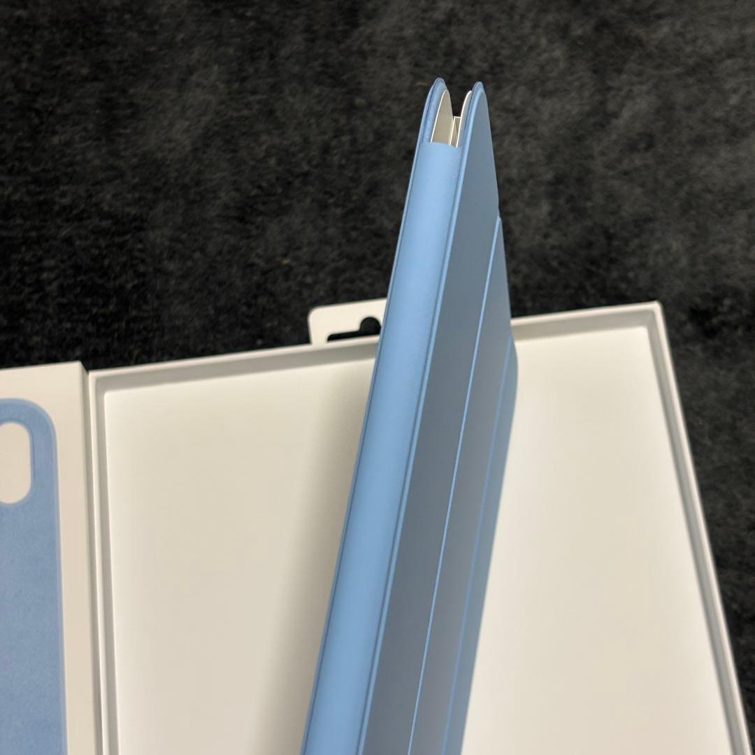 iPad (A16 / 第10世代) 用 Smart Folio スカイ 水色