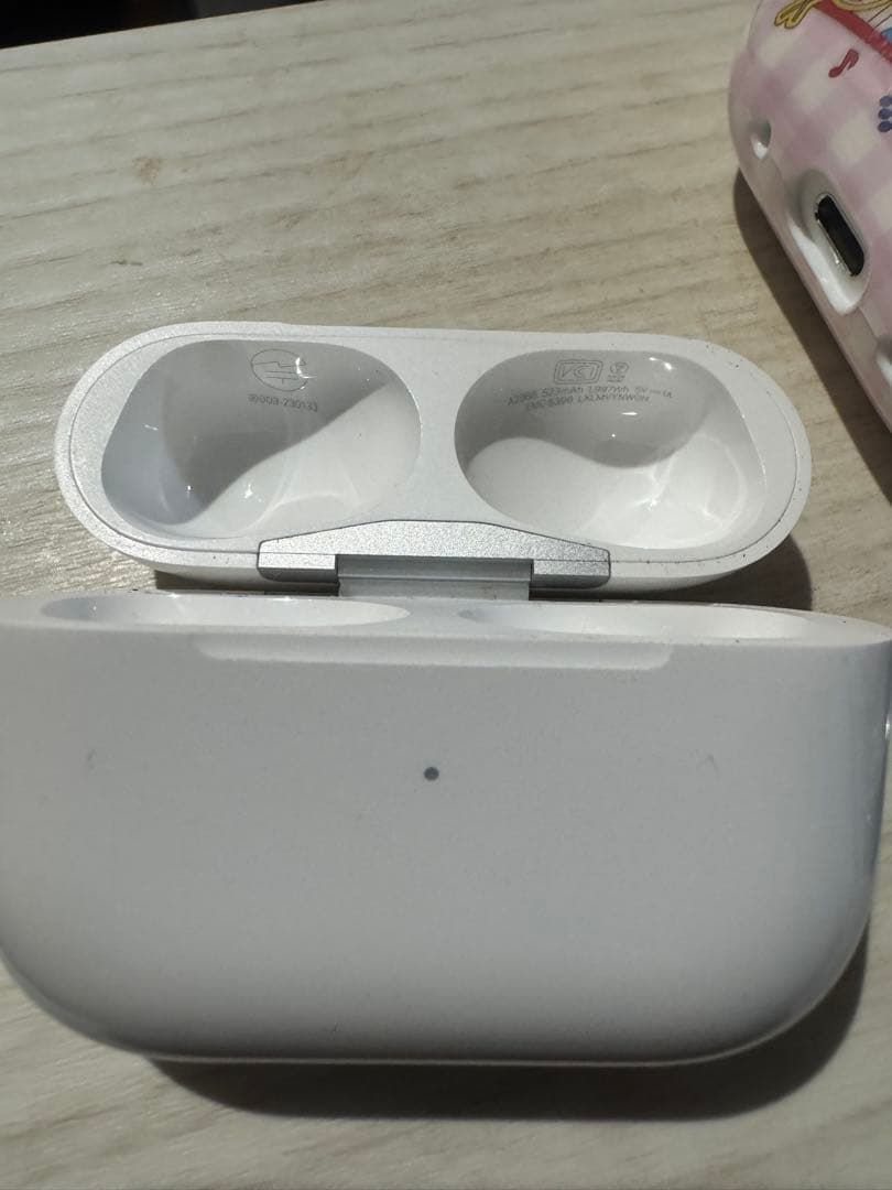 AirPods Pro(第2世代 USB-C)片耳(右耳)イヤホン