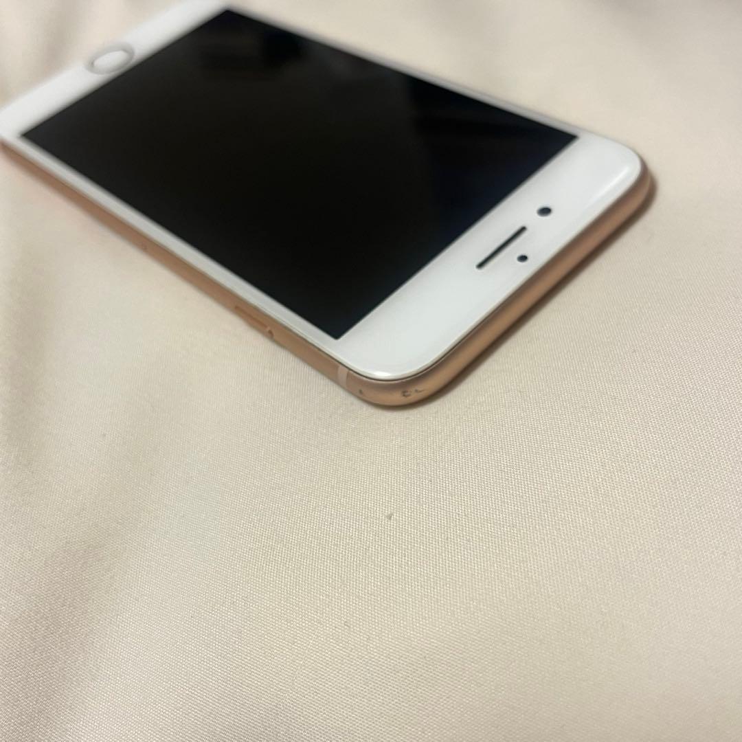 スマートフォン本体 iPhone8 gold 64gb