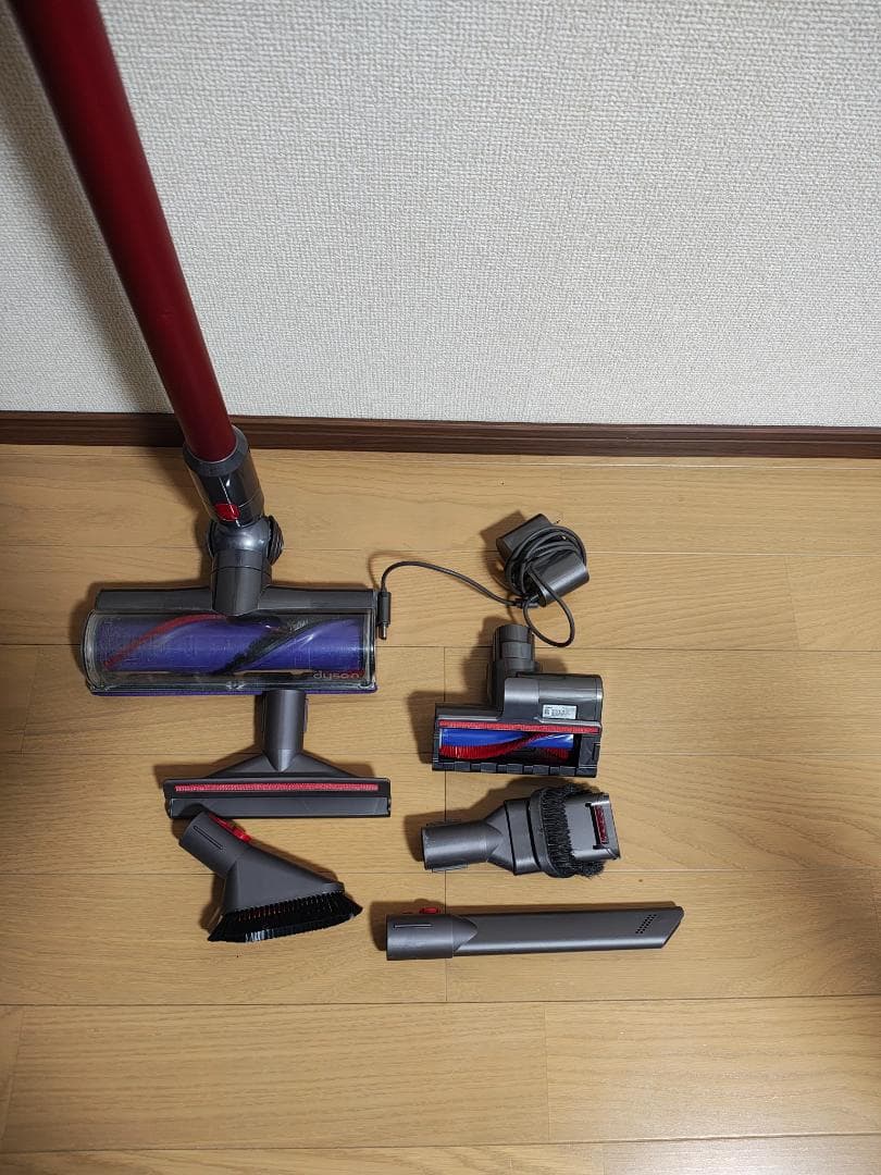 ダイソン★コードレス掃除機★V8Slim★ＳV10K★バッテリーの状態良好★5
