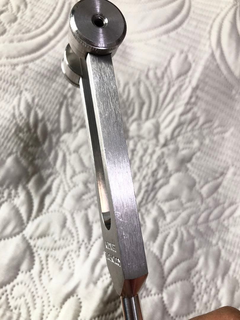 丹田　音叉　Tuning Fork Medivibe Technology