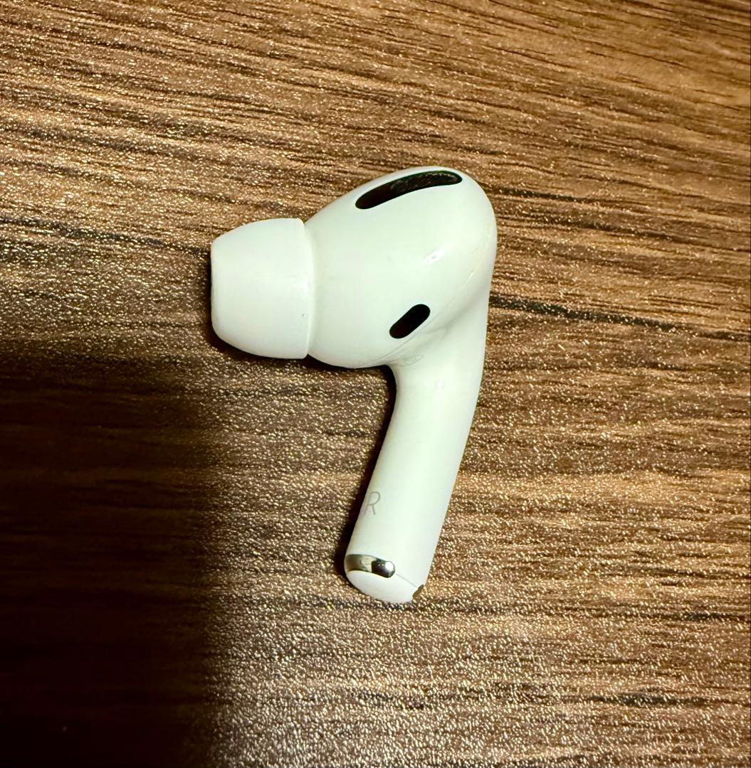 AirPods Pro 第1世代 充電ケース付き