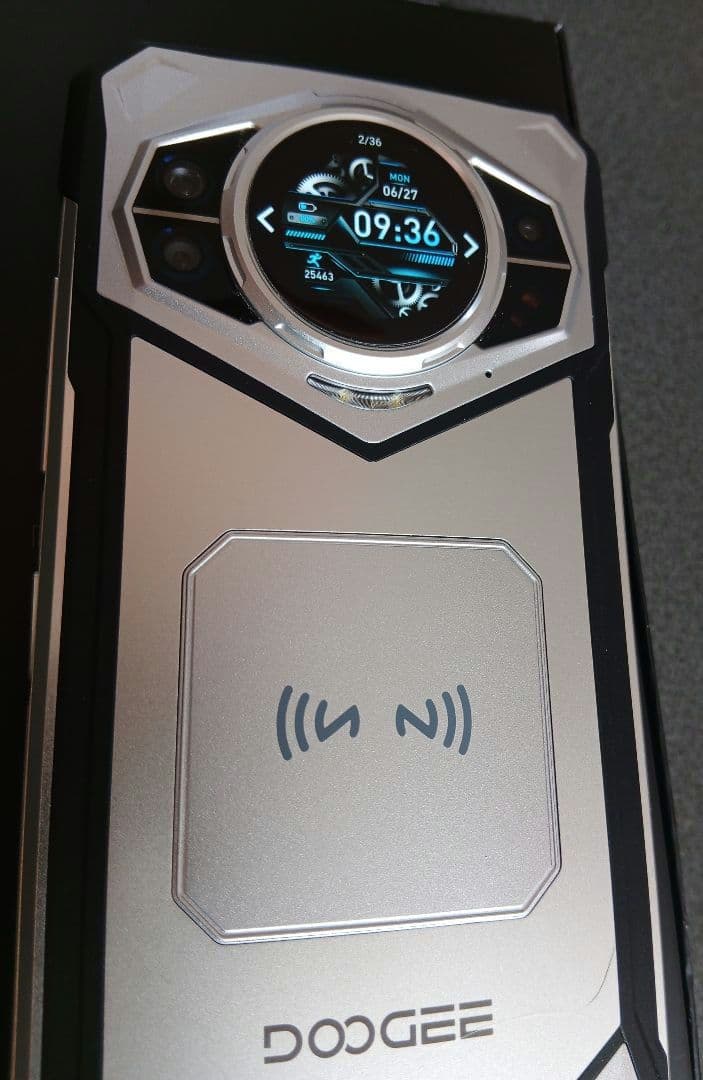 DOOGEE S200 　　　　　　　　　　　32GBRAM 256GBROM