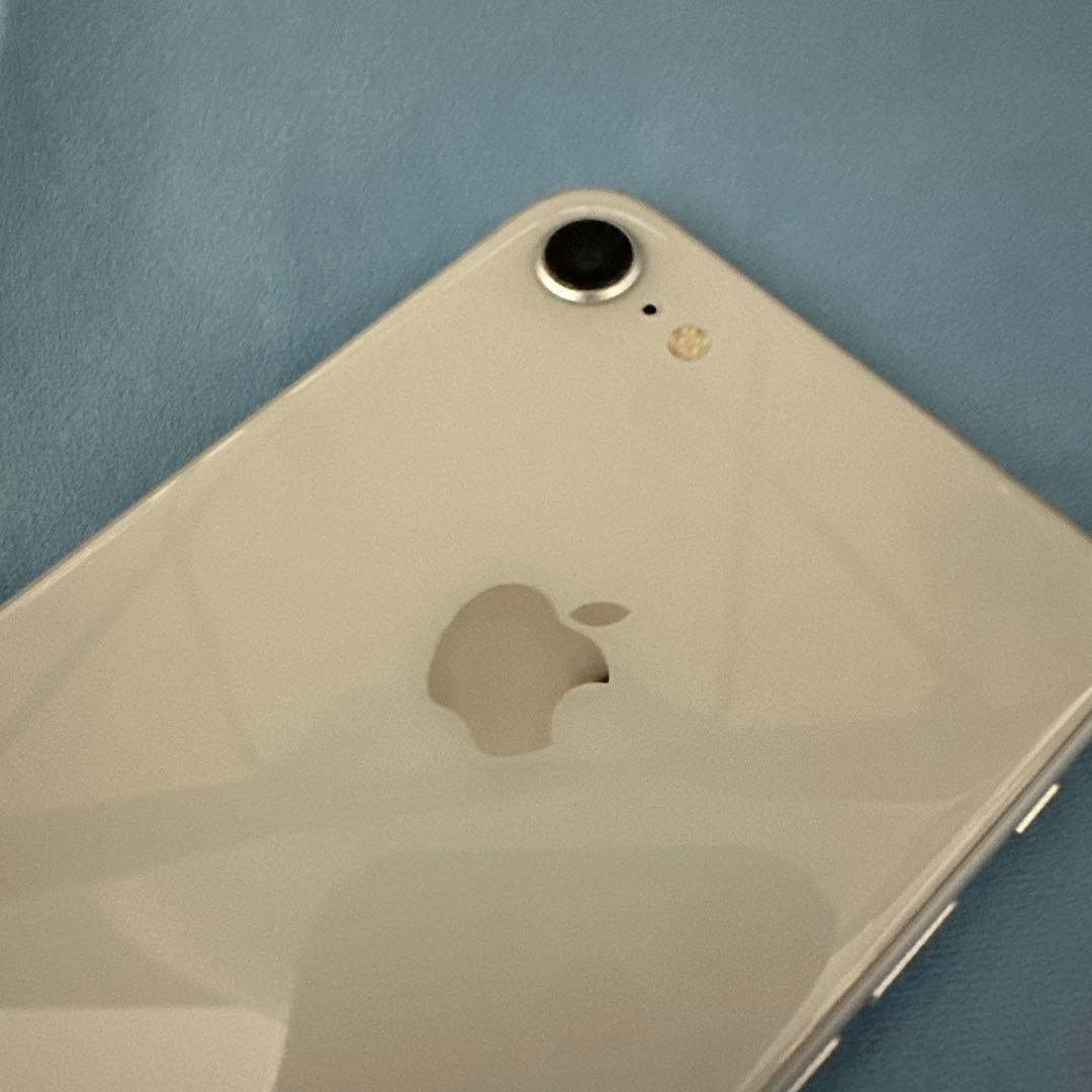 iPhone 8 64GB SIMロックなし 美品 シルバー MQ792J/A