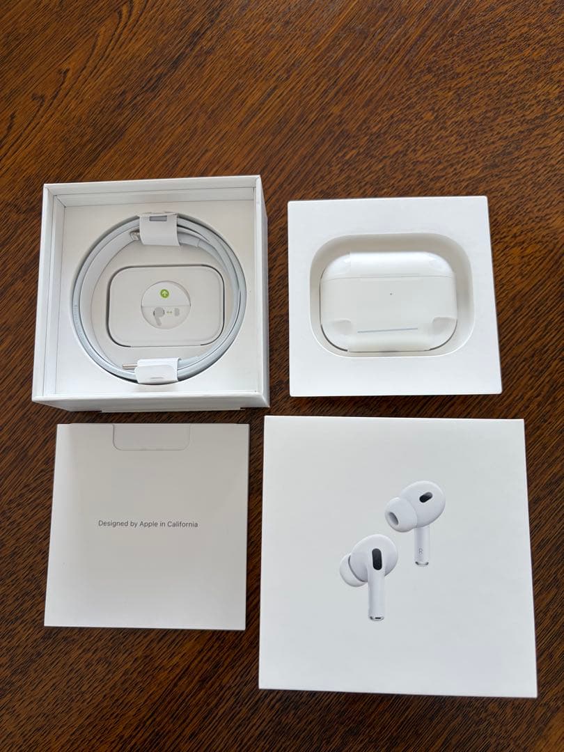 【正規品】Apple AirPods Pro 第2世代 右耳+ケース