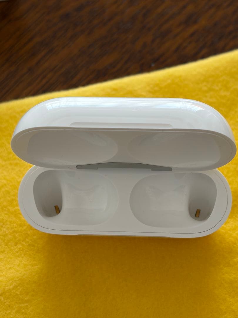 【正規品】Apple AirPods Pro 第2世代 右耳+ケース