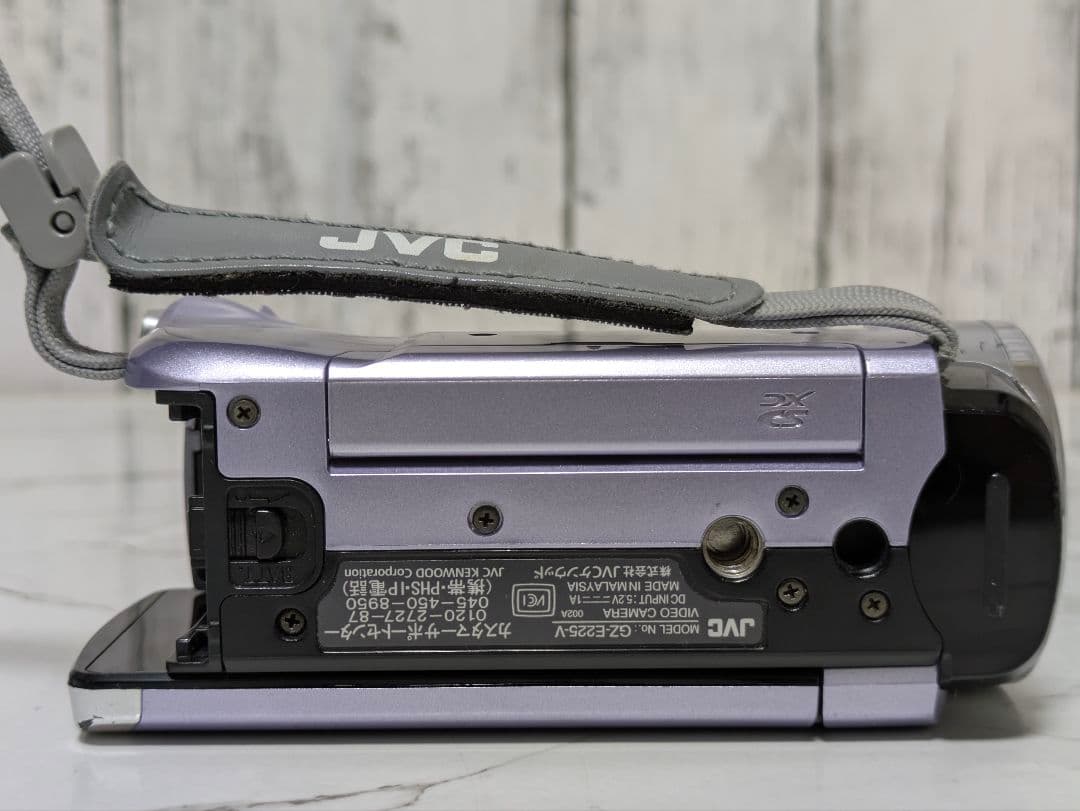 JVC　GZ-E225