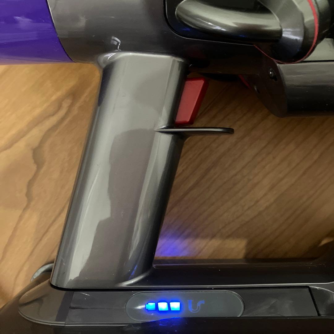 ダイソン SV12 コードレスクリーナー スタンド付き ジャンク品