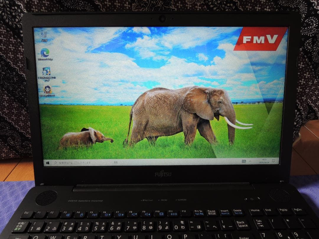 富士通ノートPC 光沢黒 LIFEBOOK AH42/B2 FMV A42B2B