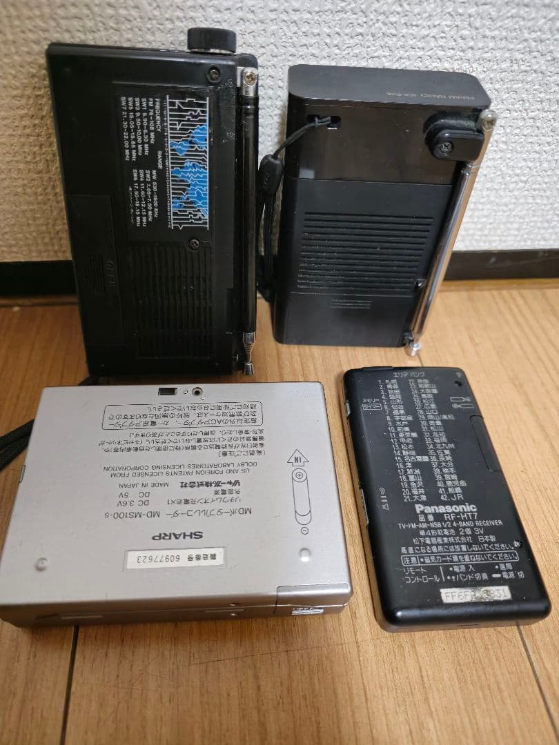 レトロ ラジオ カセットなど 4点