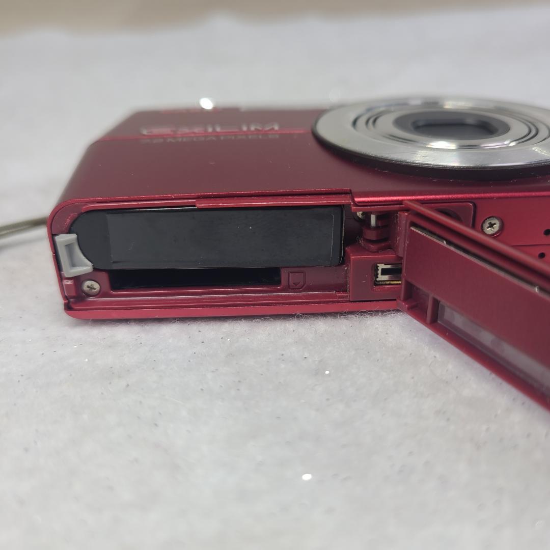 【美品】CASIO カシオ　デジカメ EXILIM EX-Z700 コンデジ