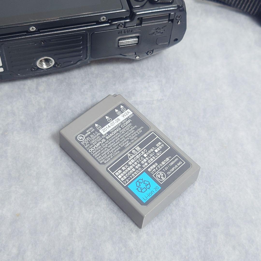 OLYMPUS OM-D E-M10 本体 バッテリー付き