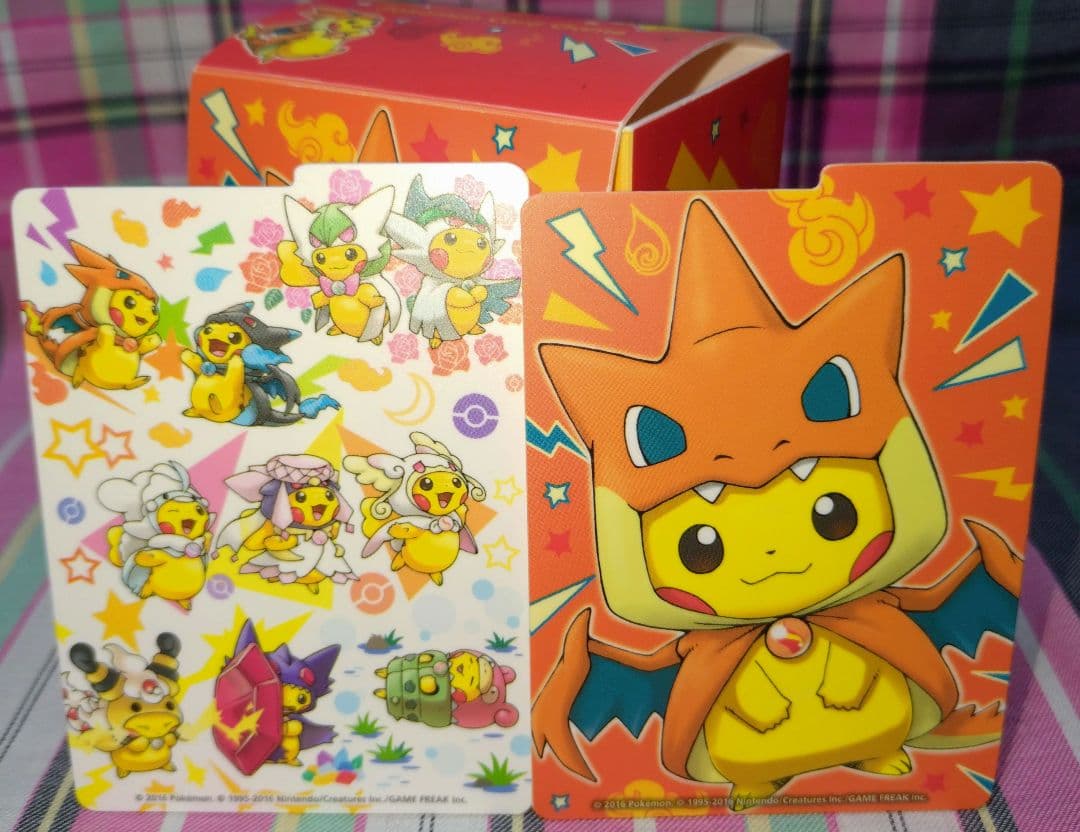 ポケモン デッキケース ポンチョを着たピカチュウ リザードン メガリザードン