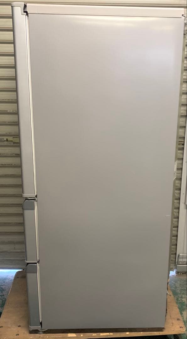 2r34. AQUA 272L 冷凍冷蔵庫 AQR-271F(S) 2017年製