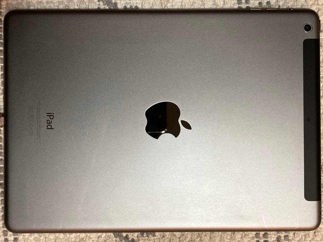 Apple iPad（64GB） スペースグレー 本体
