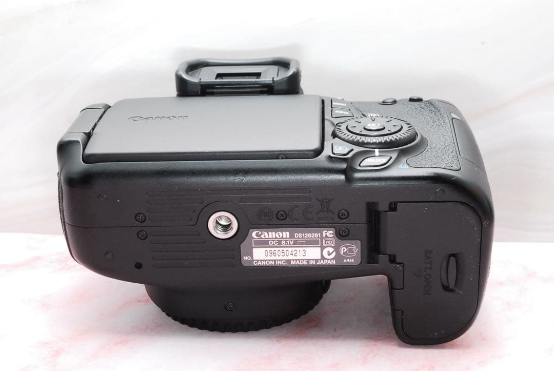 ✨美品✨Canon EOS 60D 一眼レフ 手ぶれ補正付 バッグ付き