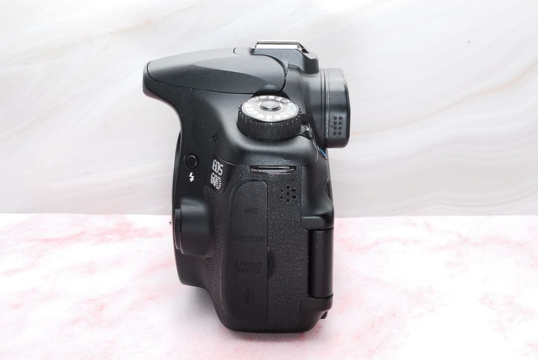 ✨美品✨Canon EOS 60D 一眼レフ 手ぶれ補正付 バッグ付き