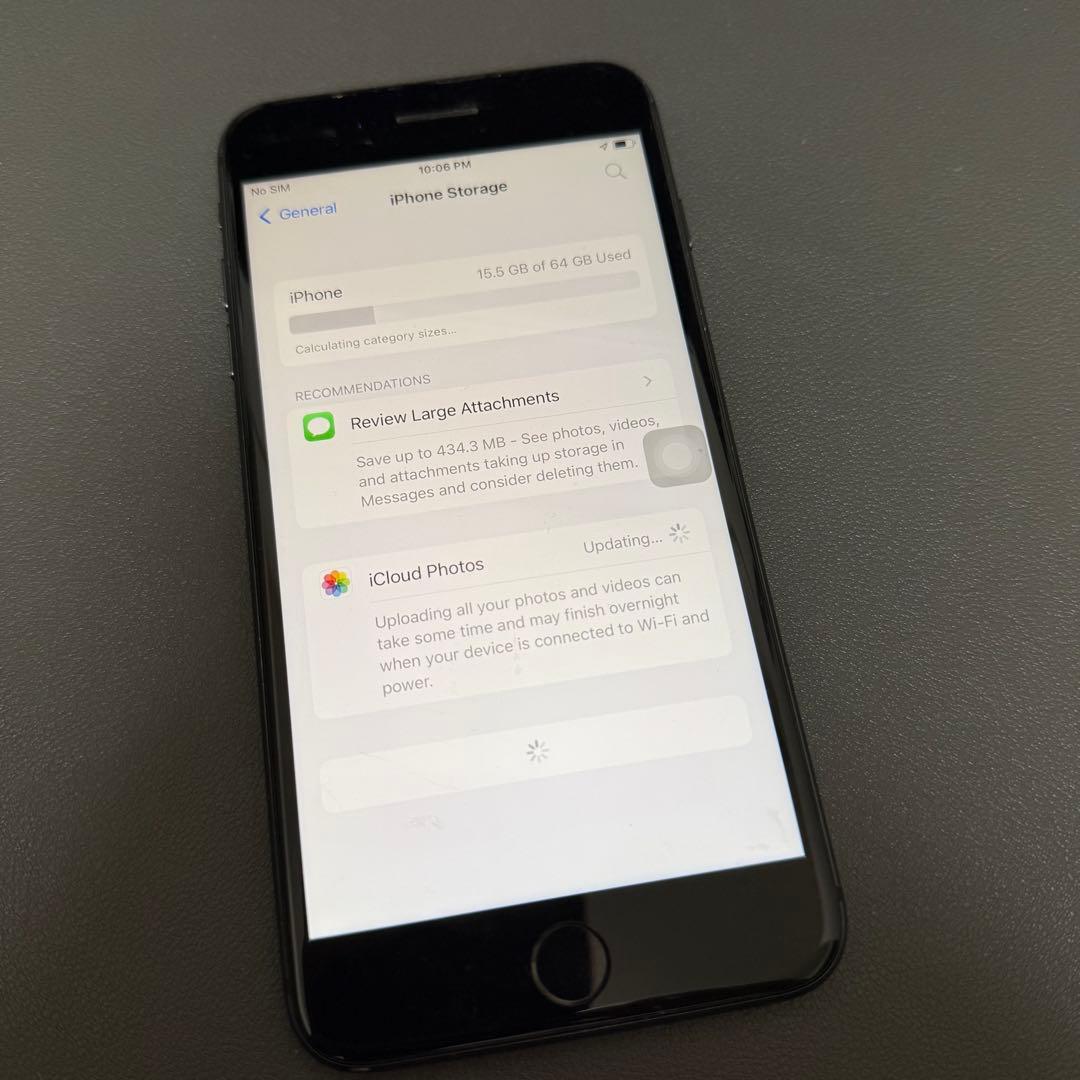 海外版Apple iPhone 8 Plus 64GB ブラック
