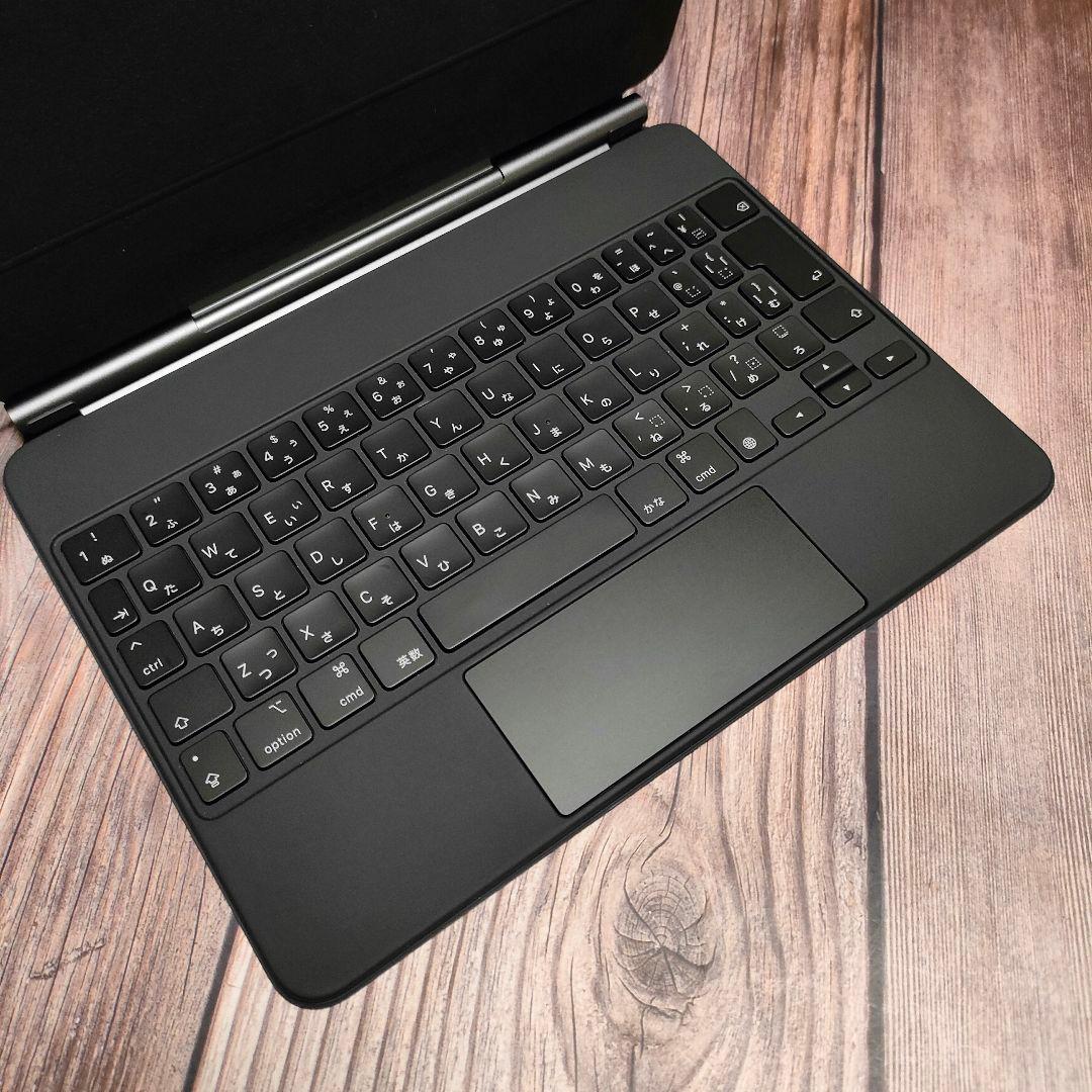 純正 Magic Keyboard 11インチMXQT2J/A 新品近い