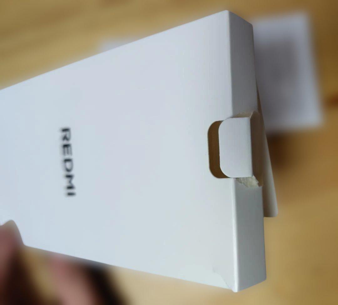 Redmi 15 5G 4G/128GB SIMフリー チタングレー ケース付き
