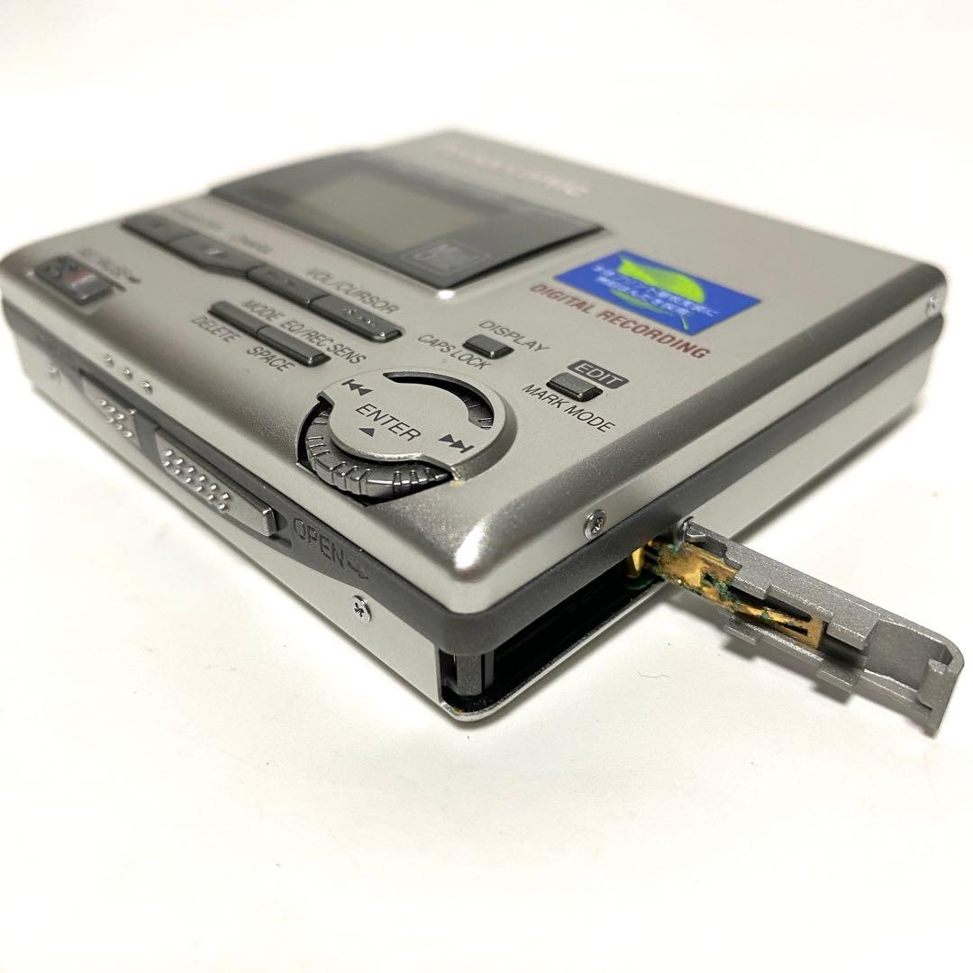 【ジャンク】Panasonic ポータブルMDプレーヤー SJ-MR100-S