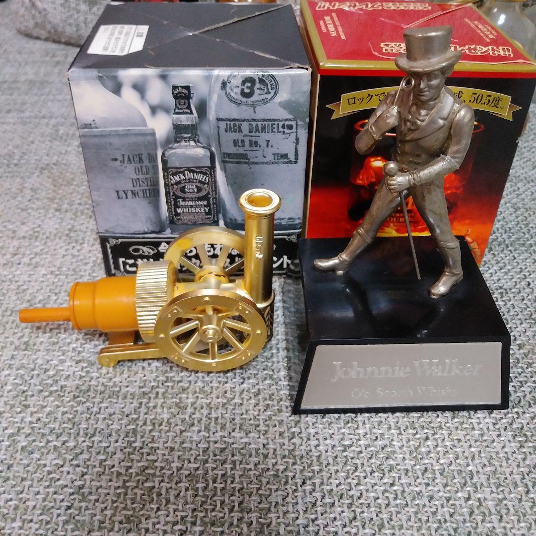ウイスキーミニボトルセット　サントリー響入り　おまけ付き