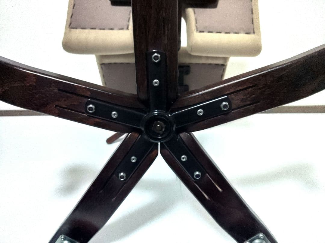 希少モデル　STOKKE バランスチェア 　腰痛対策　姿勢矯正