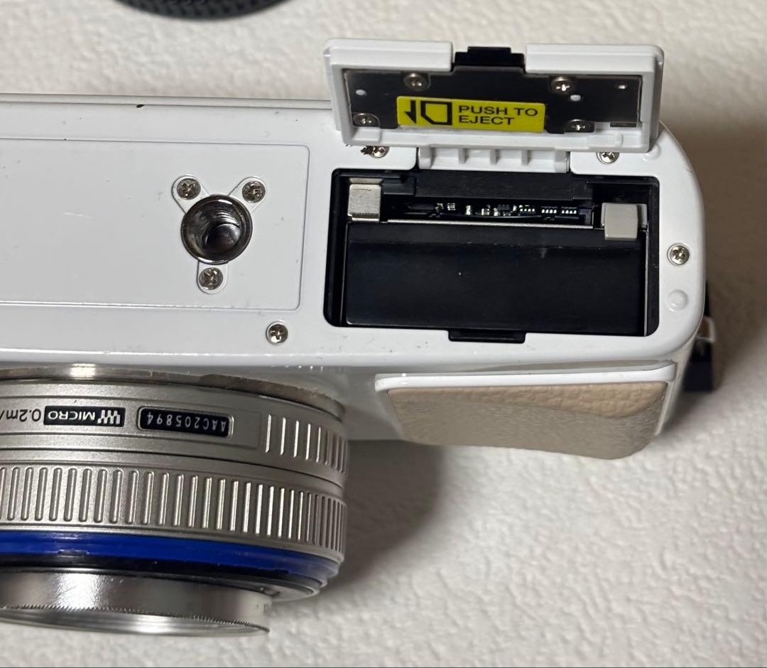 オリンパス PEN E-P1 ダブルレンズキット