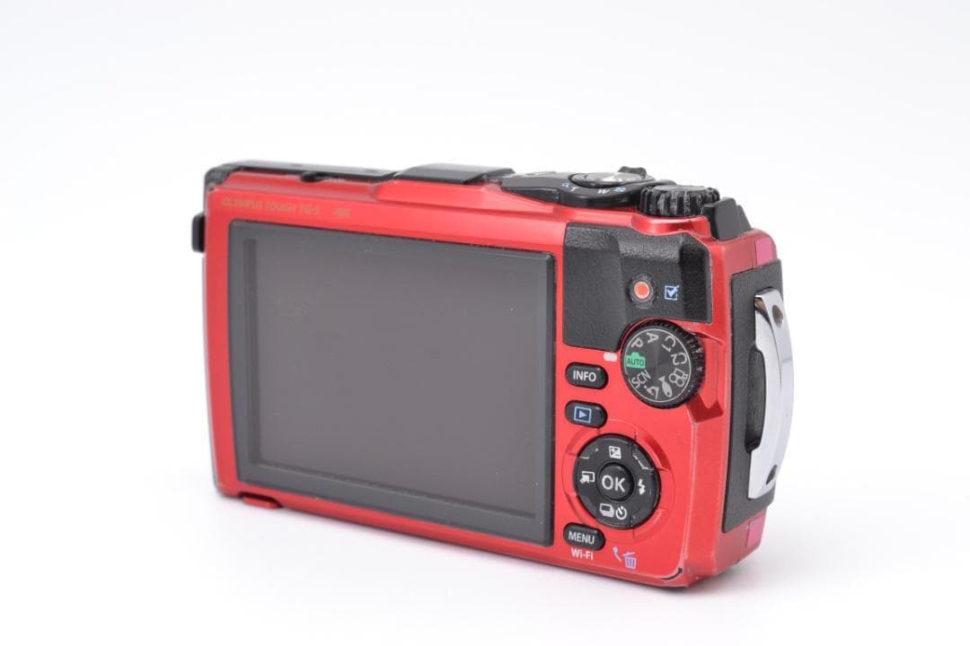オリンパス　OLYMPUS TOUGH TG-5 4K 防水カメラ