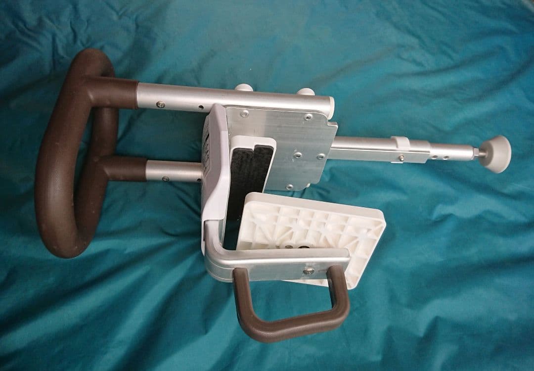 風呂　手すり　入浴グリップ［ユクリア］ ユニットバス専用コンパクト130脚付 S