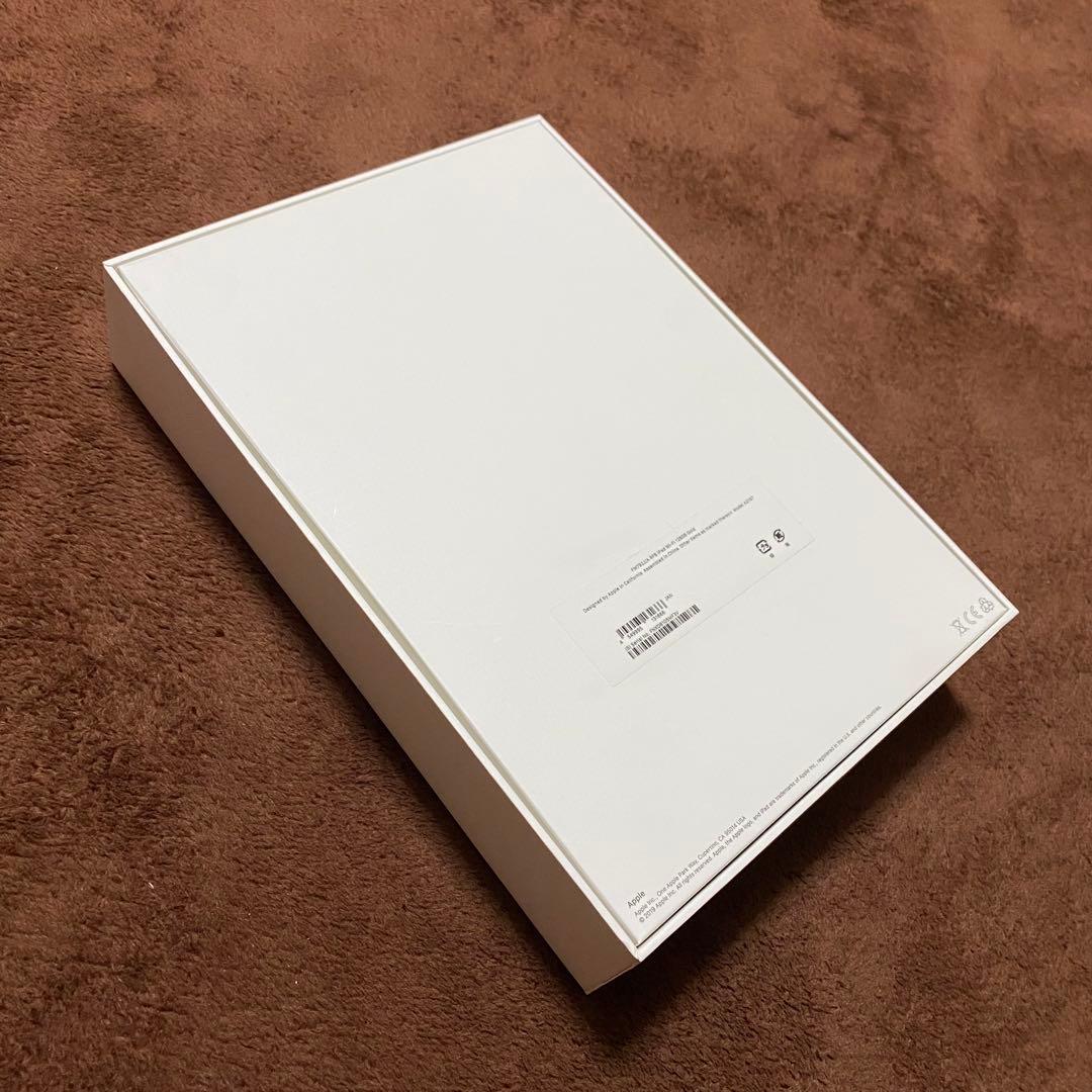 iPad　第7世代　128GB　Wi-Fi　ガラスフィルム付　充電器ケーブル新品