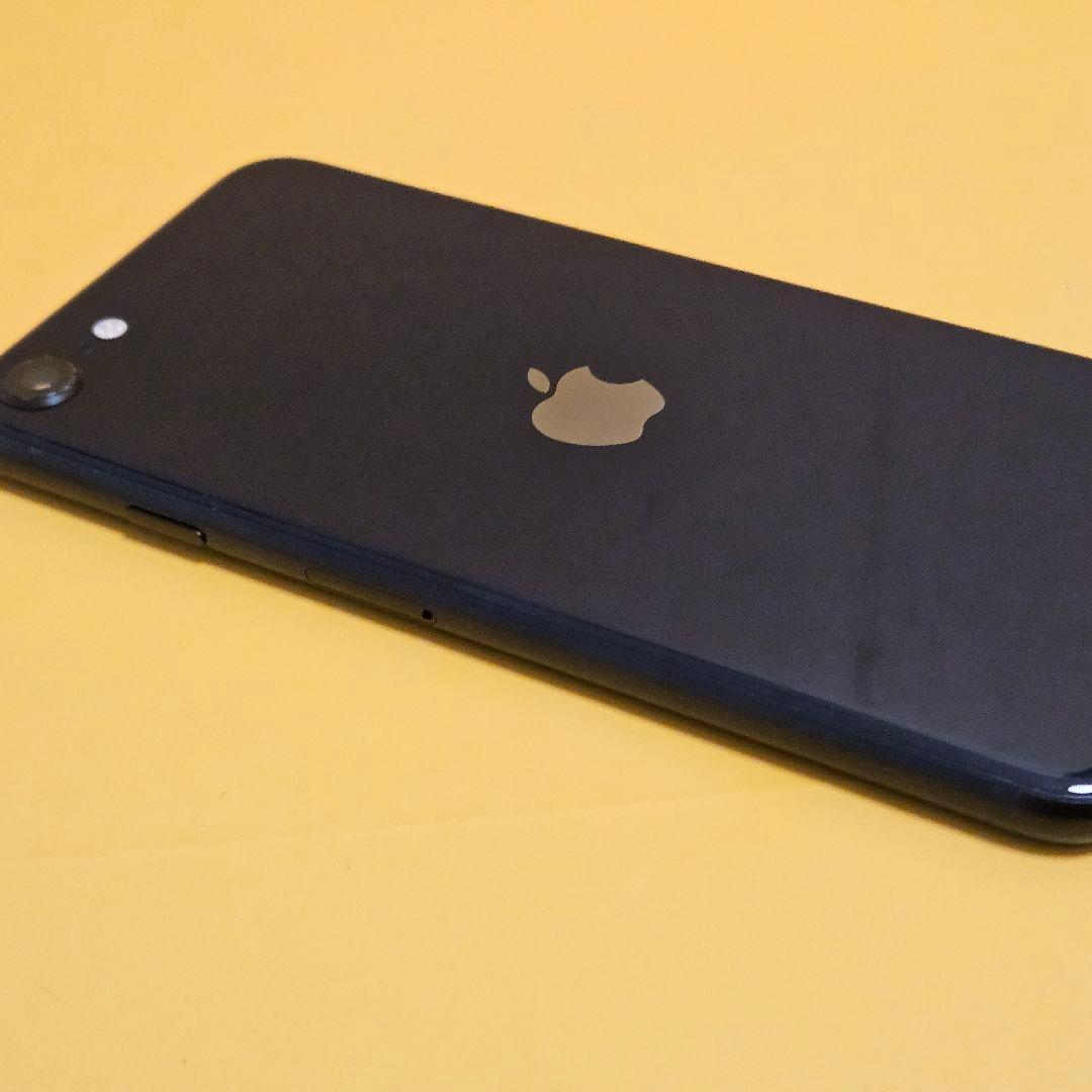 iPhone SE3(第3世代) 64GB｜24時間以内発送#956
