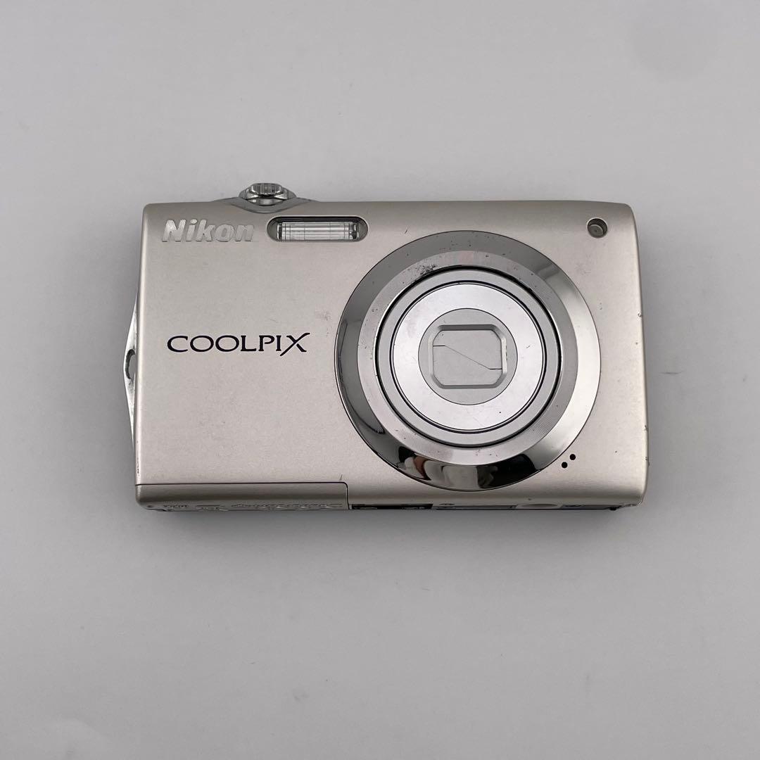 実写美⭕️【動作確認済】Nikon COOLPIX S3000　デジカメ