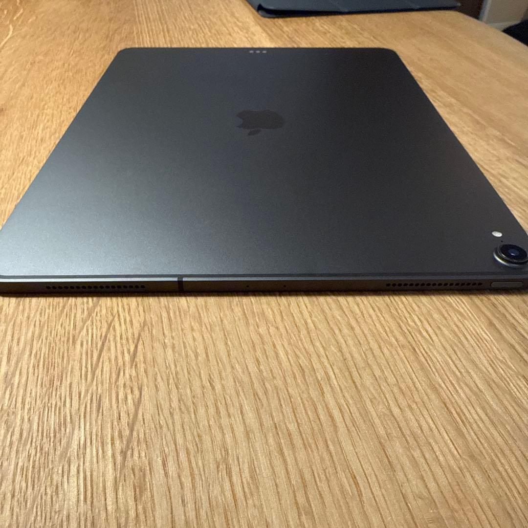 iPad Pro 12.9 第3世代 Wi‑Fi+Cellular SIMフリー
