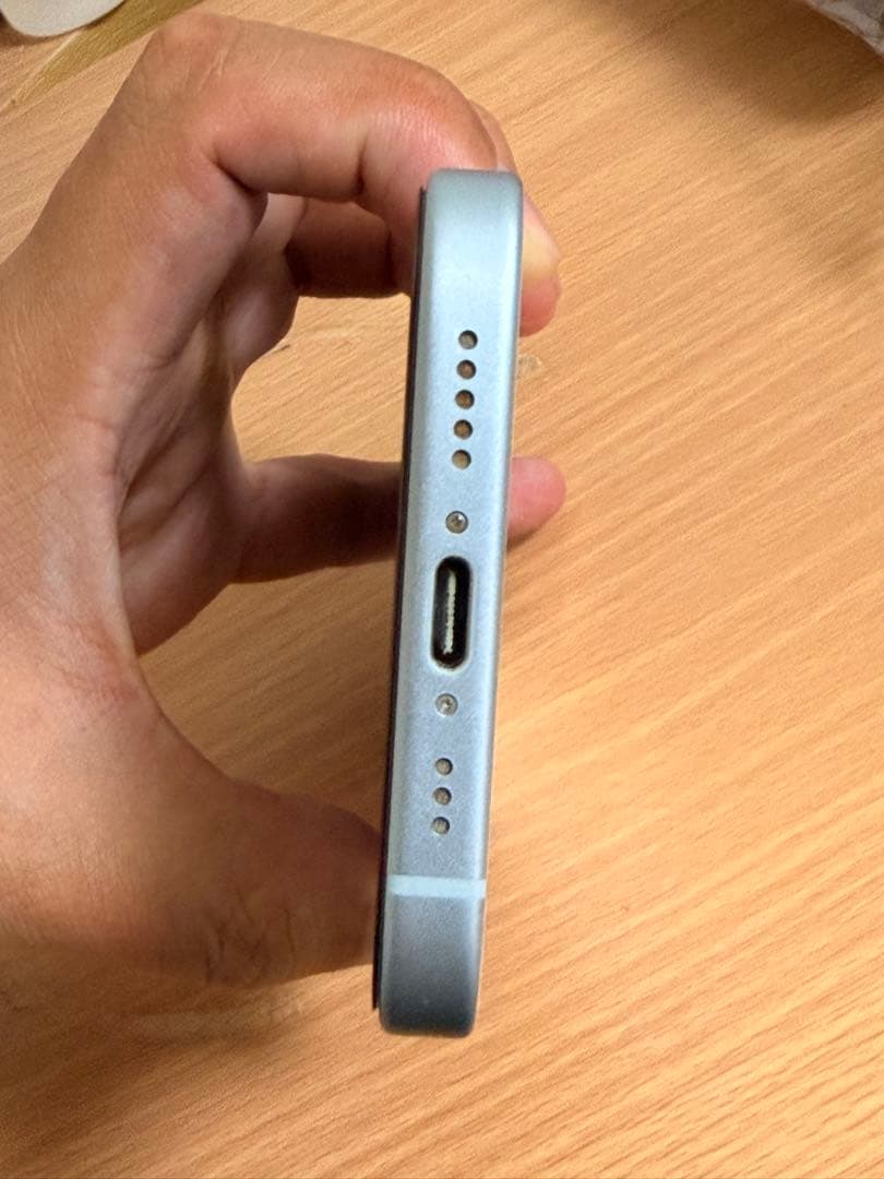 iPhone 15 ブルー 128GB SIMフリー ケース付き